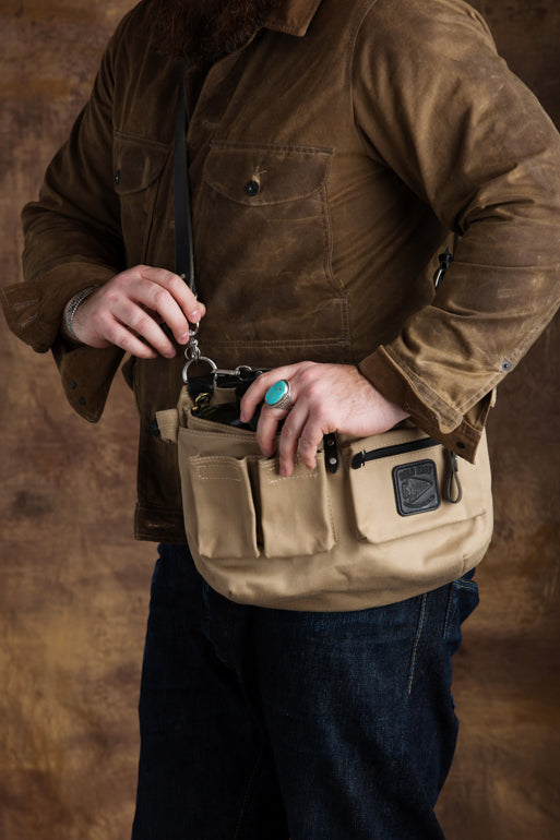 Explorer Lens Quiver | Canvas and Leather Messenger Bag