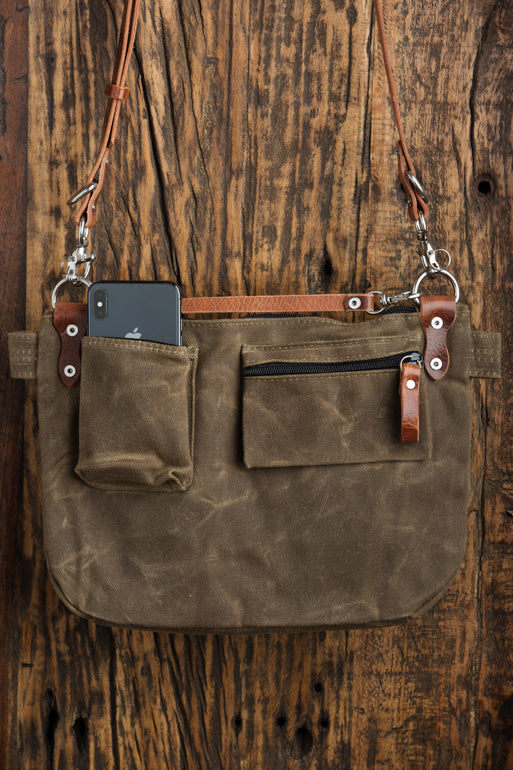 Explorer Lens Quiver | Canvas and Leather Messenger Bag